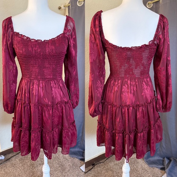 B Darlin Dresses & Skirts - B. Darlin Burgundy Floral Burnout Smocked Tiered Mini Dress Womens 3/4 NWT